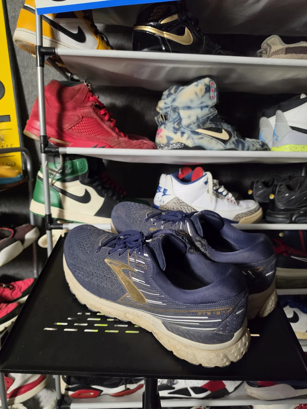 Brooks men’s running